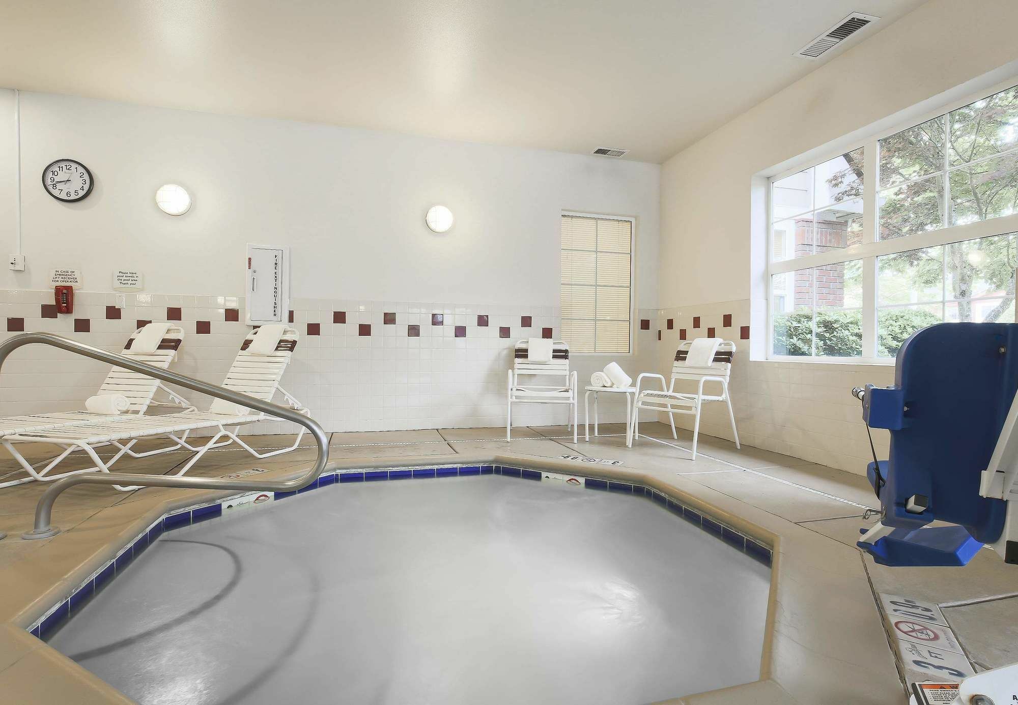 Residence Inn Салем Екстериор снимка